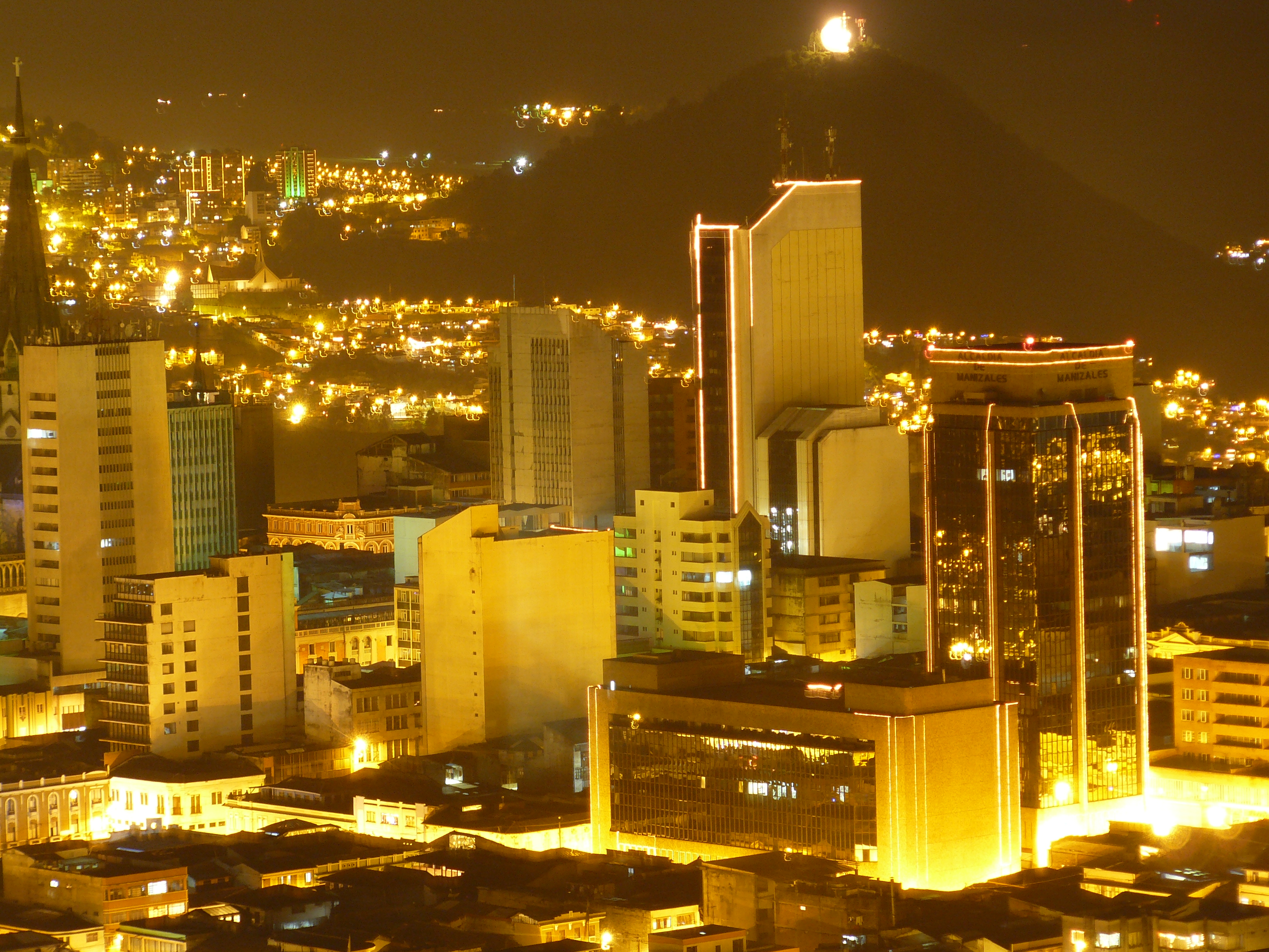 Figura 2. La ciudad tecnológica. Ciudad de Manizales. Fotografía del autor. Diciembre 2012.